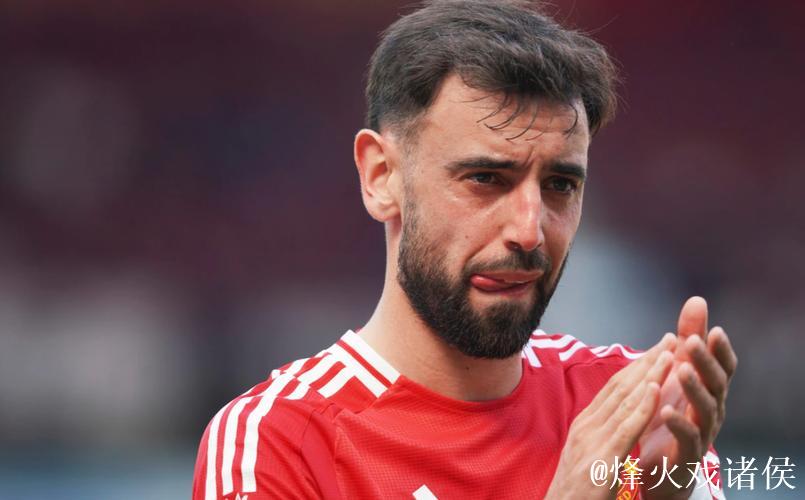 自11月初B费在联赛中贡献9球，领跑同期五大联赛